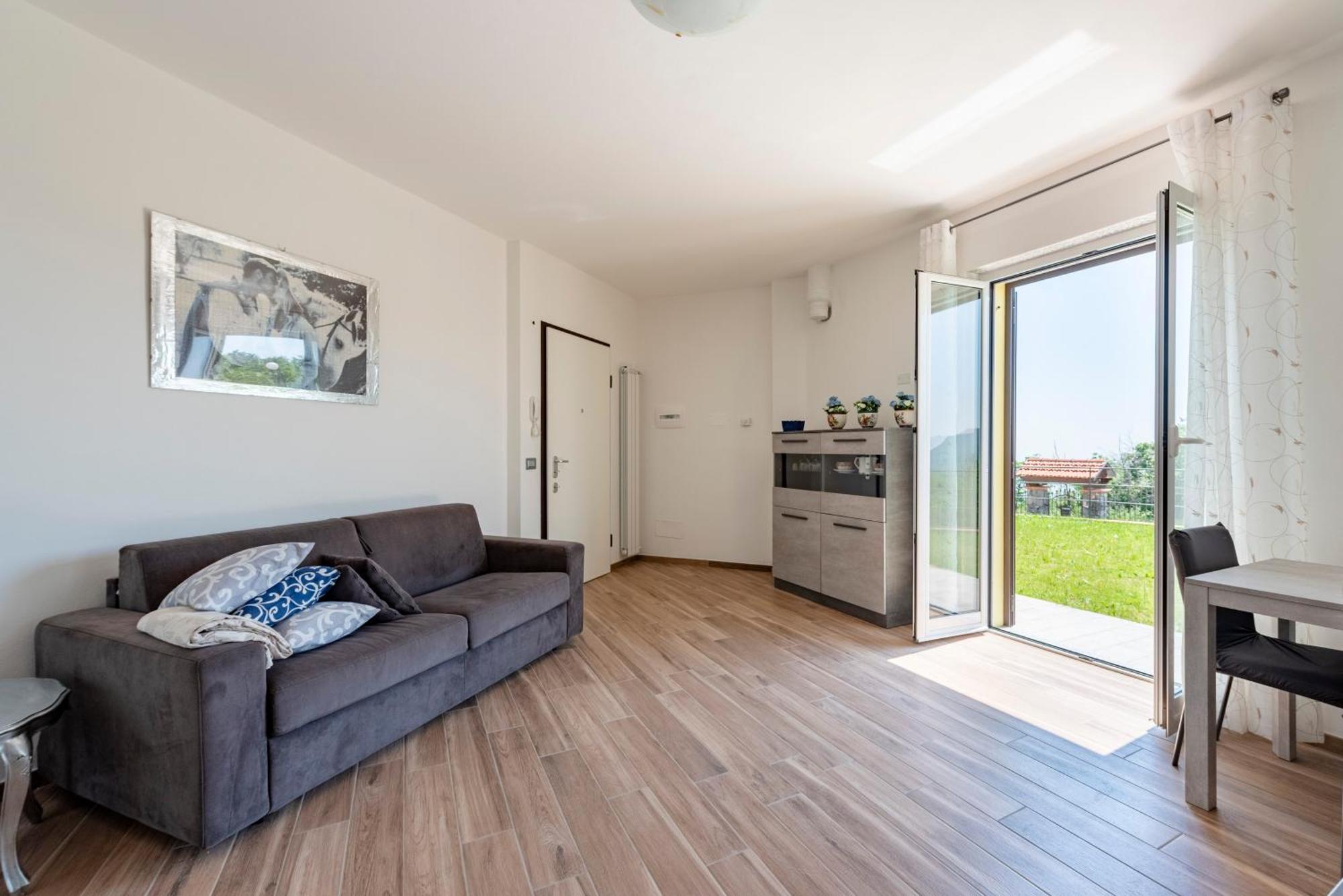 Joivy Villa Guanna - Charming Flat With Garden Bracco Exterior photo