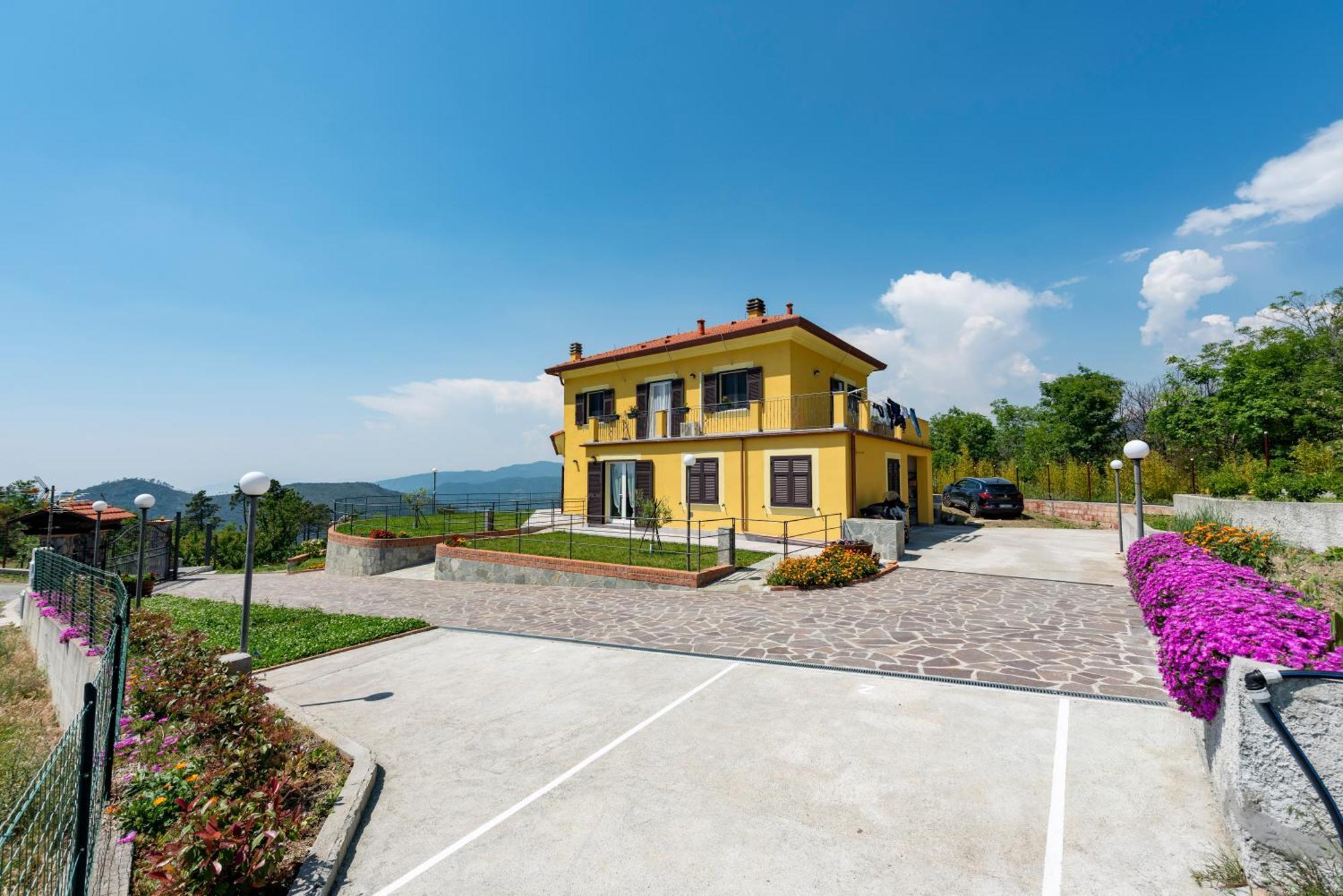 Joivy Villa Guanna - Charming Flat With Garden Bracco Exterior photo